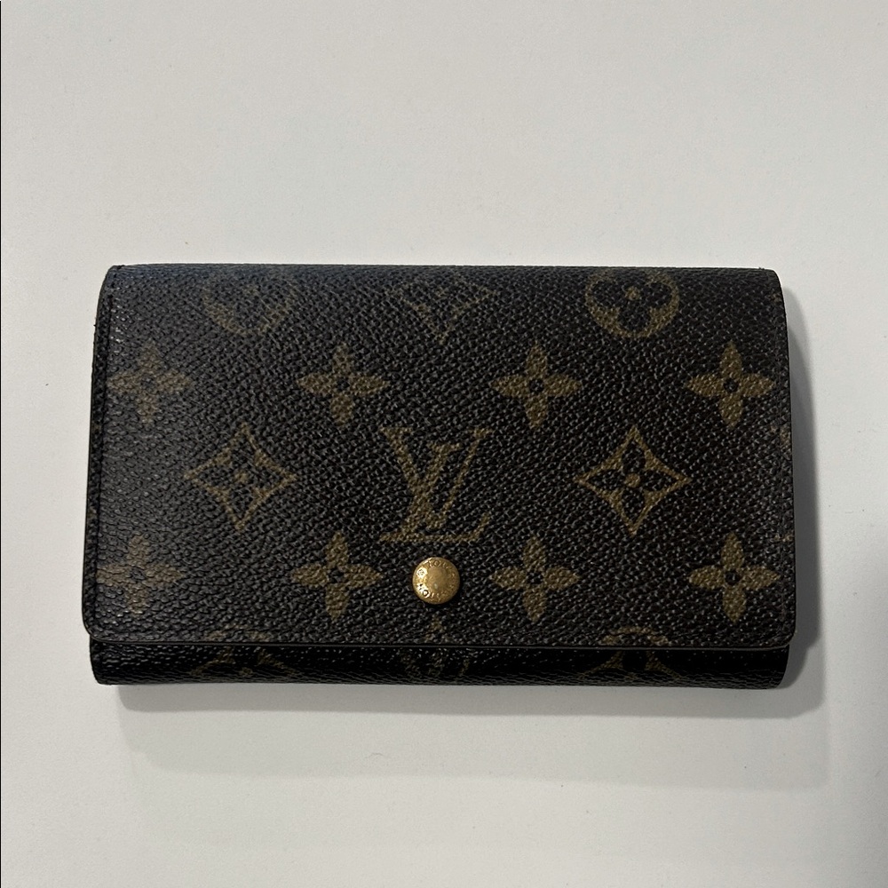 Louis Vuitton Tresor Wallet